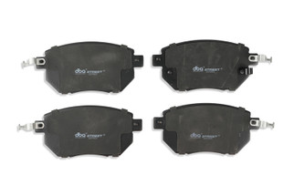 DBA 03-05 Infiniti FX35 (To 10/05) Street Series Front Brake Pads