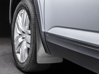 WeatherTech 18-24 Volkswagen Atlas / 20-24 Atlas Cross Sport Front No Drill Mudflaps - Black