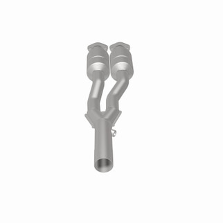 MagnaFlow Direct Fit Catalytic Converter 01-05 Audi TT Quattro 1.8L