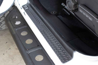 Fishbone Offroad 2020+ Jeep Gladiator JT Entry Guards