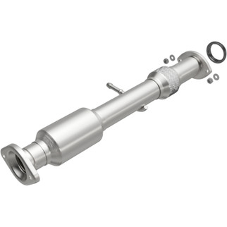 MagnaFlow Direct Fit Catalytic Converter 14-15 Toyota Highlander 3.5L