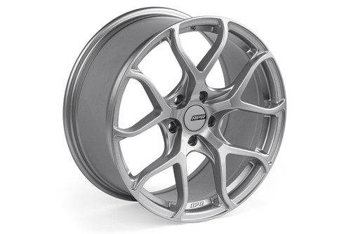 APR A01 Flow Formed 18x8.5 / 5x112 / ET45 / 66.5mm Bore / Hyper Silver Wheel