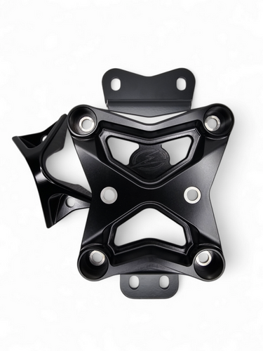 Elektric Offroad 2022+ Can Am X3 Maverick 10 Bolt Radius Rod Plate With Pull Hook (Black)
