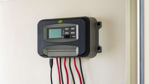 Battery Tender 30A PWM Indoor Solar Controller System