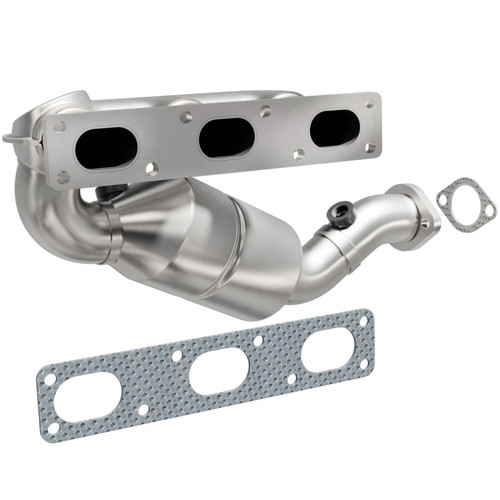MagnaFlow Direct Fit Catalytic Converter BMW 5 99-00 Rear