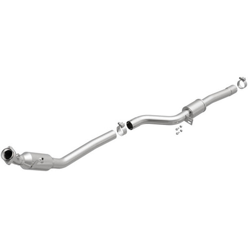 MagnaFlow Direct Fit Catalytic Converter 2013-2017 SL550 V8 4.6 OEM Underbody