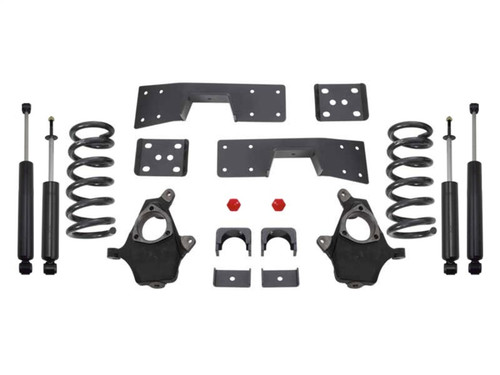 MaxTrac 99-06 GM C1500 2WD V8 3in/5in Lowering Spindle Kit