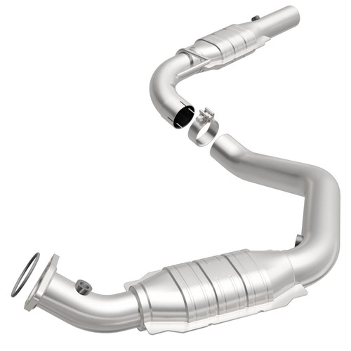 MagnaFlow Direct Fit Catalytic Converter 03-09 GM 2500/3500 Driver Side
