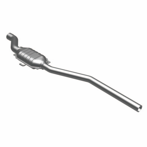 MagnaFlow Direct Fit Catalytic Converter 79-87 Dodge Pickup 3.7L CA