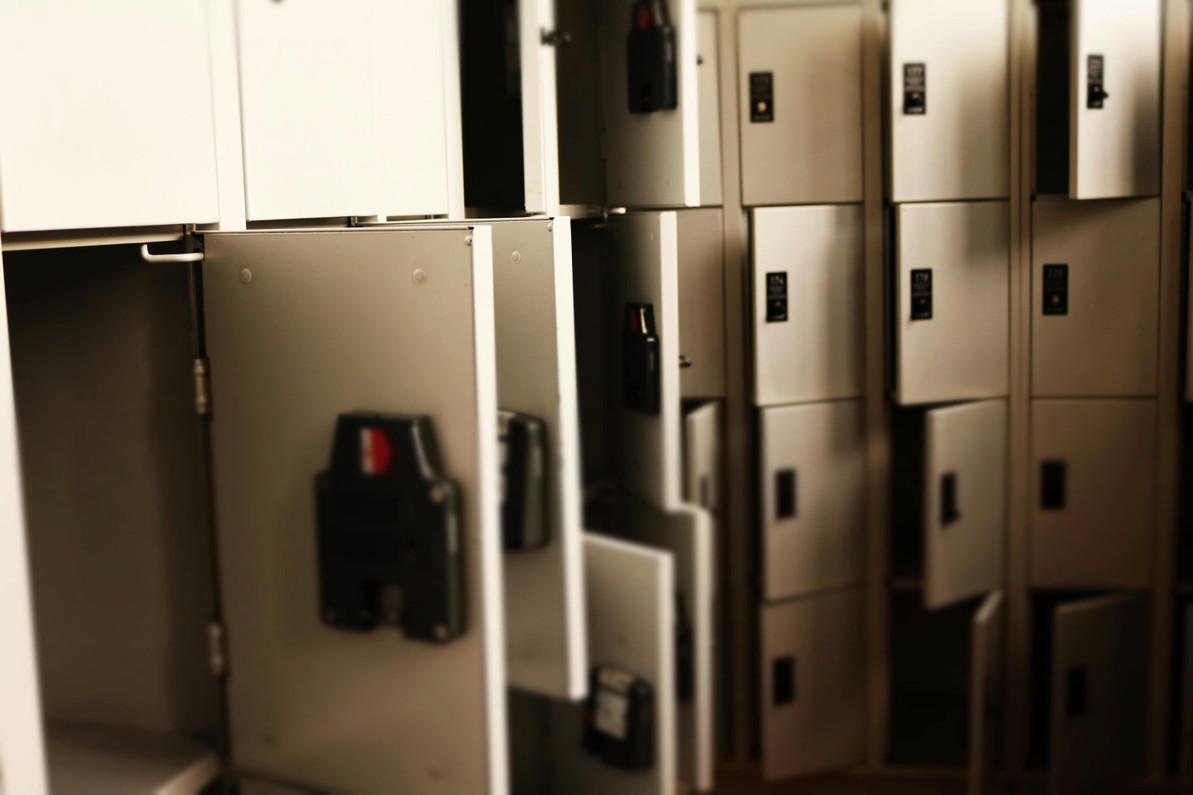 What Are Cell Phone Lockers? And Does Your School Really Need Them?