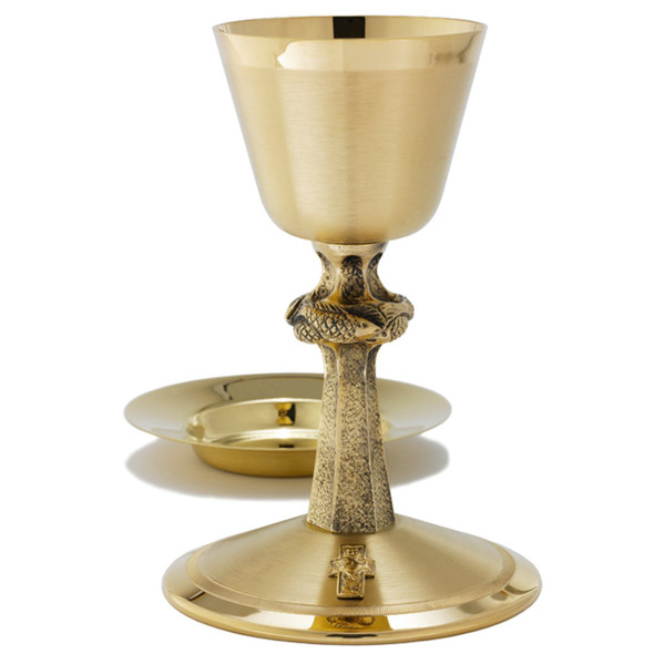 Alviti A-8122G Chalice w 6 3/8" Well Paten