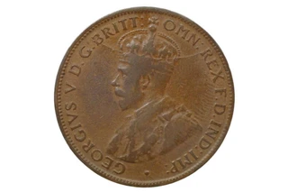 1926 Half Penny Variety Die Crack Half Moon in Very Good Condition
