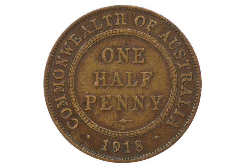 1918 Halfpenny Variety Die Crack Low Mint in Fine Condition