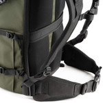 DarkLight Backpack 20L (Montane Green)