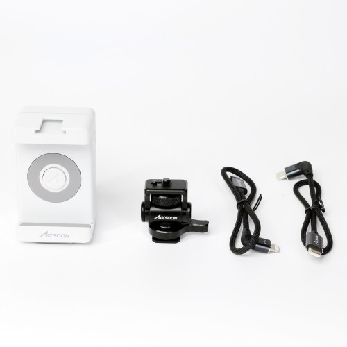 SeeMo iOS/HDMI Smartphone Adapter - Allen's Camera