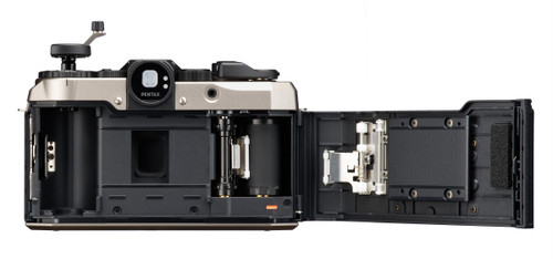 17 Film Camera – Compact 35mm for Vintage Photography