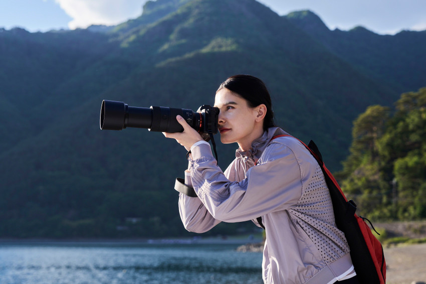 Sony’s New FE 100-400mm Lens Brings Distant Subjects Within Reach