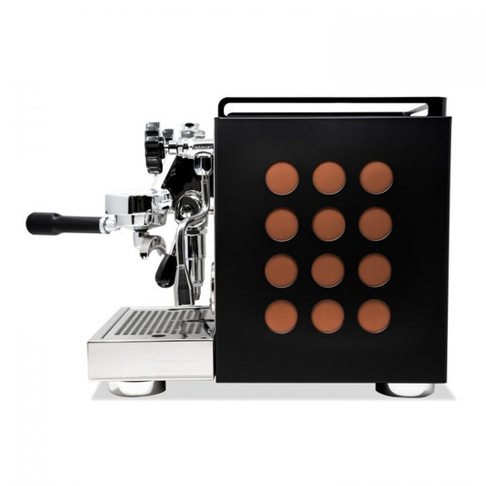 Appartamento Nera Espresso Machine side view
