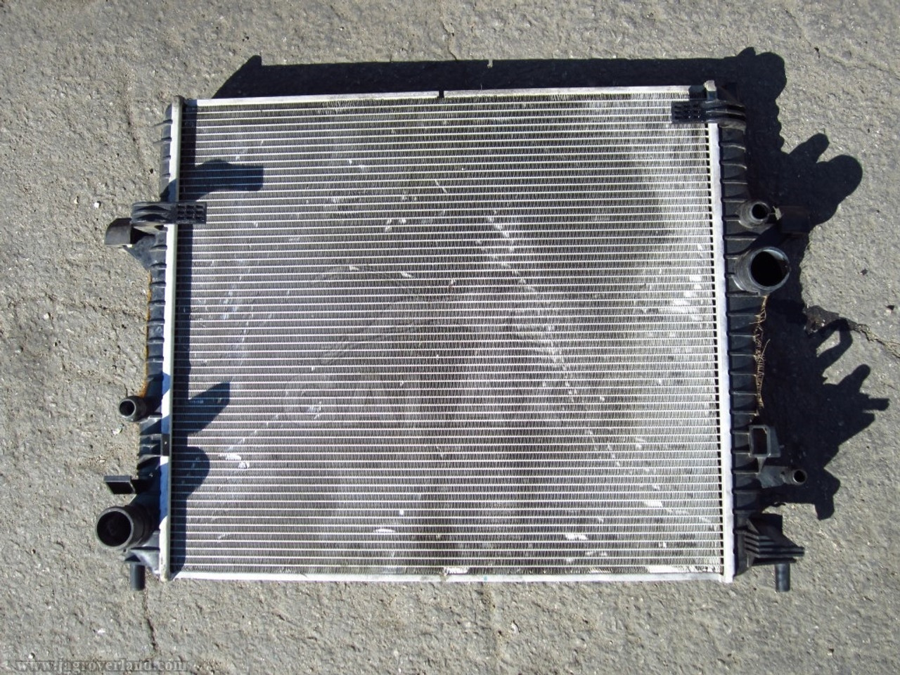 Primary Radiator For Jaguar XJ8 XJR X350 XF S-Type Vanden Plas Super V8 - BuyAutoParts 19-00329AN New 並行輸入品