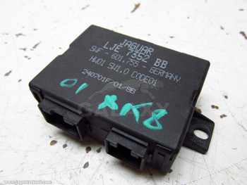 Park Assist Module LJE7352BB 00-04 XK8 Lje7352Bb ECU