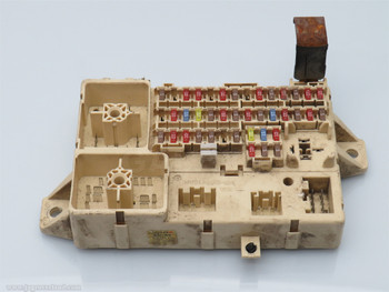 Fuse Box 02-08 X-Type 4X43-14A073-AD Junction Block