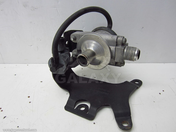 08-09 XJ8 XF Solenoid Egr Valve Oem 6R83-9F491-Ac