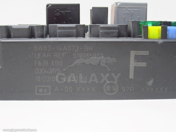07-09 XK XKR Front Central Junction Fuse Box Oem C2P20668 6W83-14A073-Bh