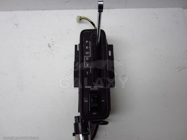 82-87 XJ6 Floor Shifter Gear Selector Indicator Module Cracked Bezel 961182