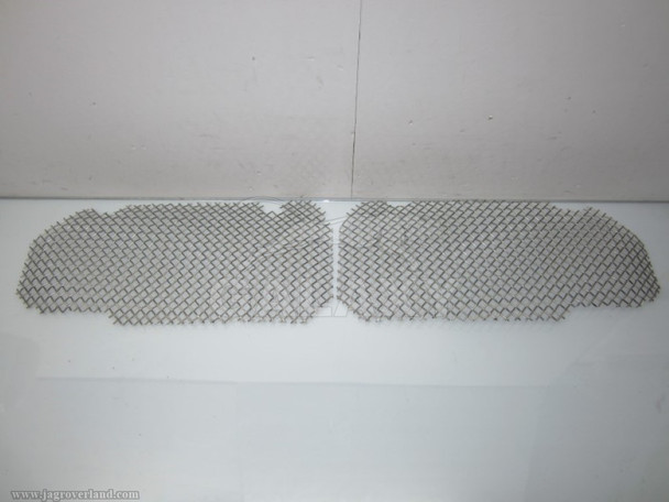 Grille Mesh Grill C2C11804 C2C11805 04-07 XJ Radiator Cover