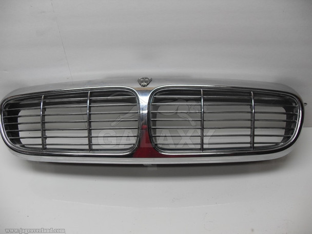 04-07 XJ8 R Front Grille Chrome Surround Chrome Vane Type Insert Mesh And Air Duct 2W93-8A100-A C2C18703 C2C11800 C2C11798