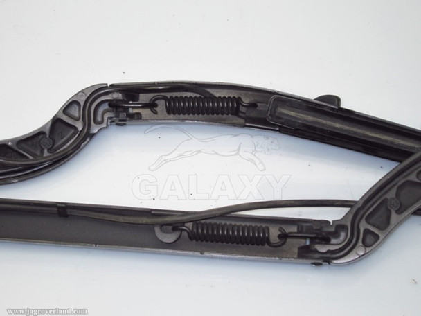 09-17 XF XJ R Windshield Washer Wiper Arm C2D30565 C2D30566