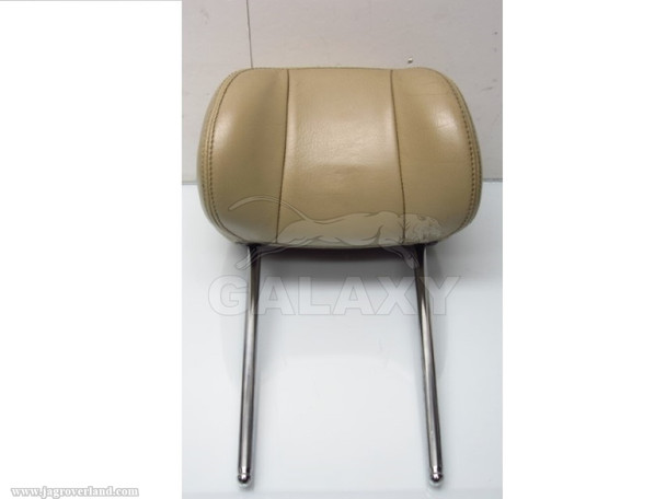 03-06 XK 8 R Seat Headrest Stiched Cashmere C2N2402Sdz