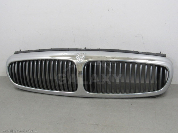 Grille 02-08 X-Type Chrome Surround w Painted Insert Mesh And Bracket C2S38387