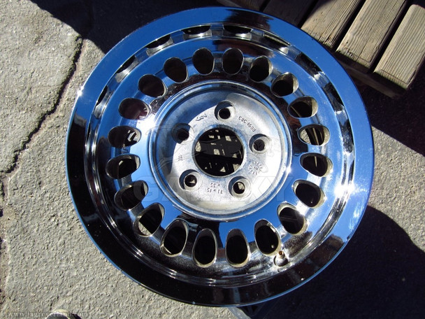 90 XJ6 15X7 Chrome Road Wheel Cbc4688