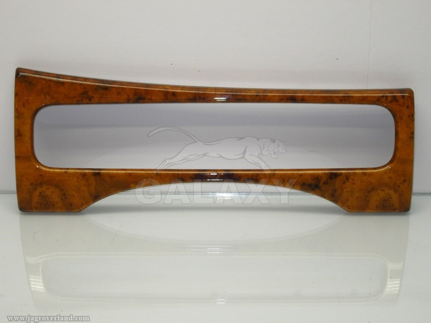 98-03 XJ 8 R Vdp Dash Panel Center Surround Gnc7023Ba Gnc6927Bc