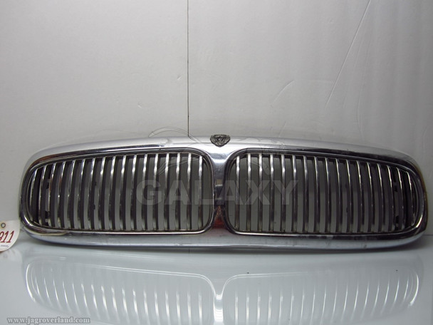 98-03 XJ8 Hood Front Grille Vane Type Chrome Surround Oem Hnc5504Bb