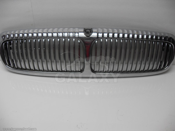 HOOD Grille HNC5504CB 98-03 VDP XJ8