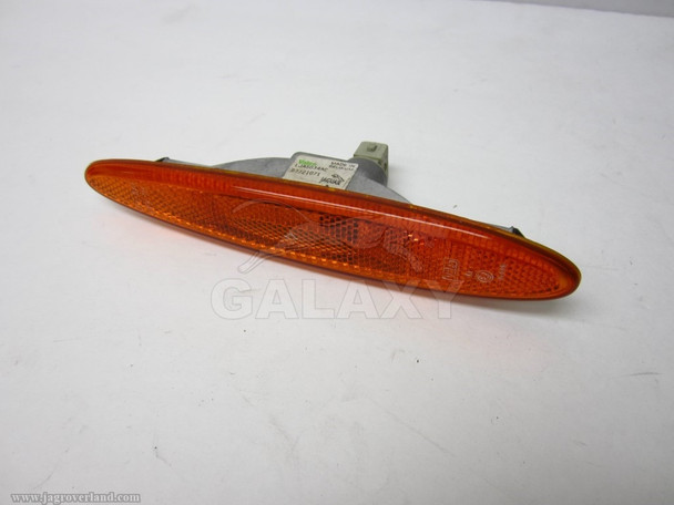 Turn Signal Marker Light 97-06 XK8 Front Orange LJA5034AB LJA5024AC