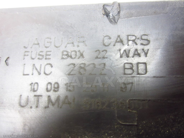 98-03 XJ8 Fuse Box Lnc2822Bd