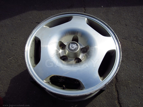 95-97 XJ6 XJ12 XJR X300 Oem Road Wheel Used 5 Spe 8Jx17Chx33Mm Mna6116Aa Chrome