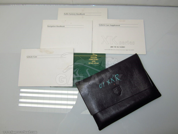 01 XKR XK8 Owners Manual Hand Bo Case Oem