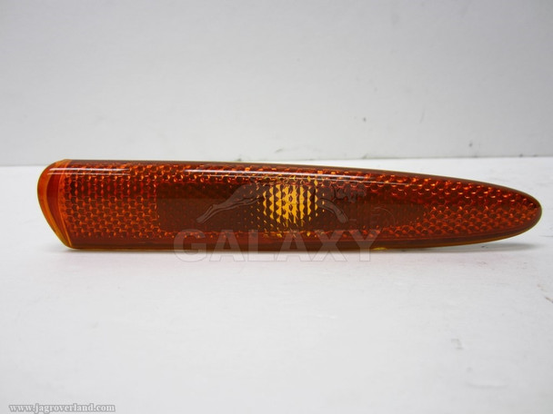 03-07 XJ8 Right Marker Light X350Sr