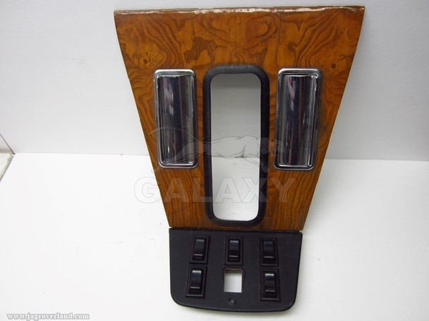 82-87 XJ6 Center Console w ashtray & switches