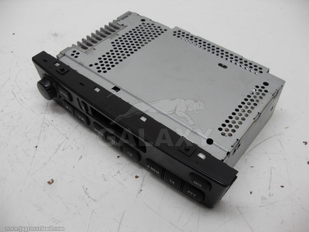 02-06 X-Type Stereo Radio Cassette Player Controller Unit 1X43-18K876-Bb 1X43-18K876-Bc