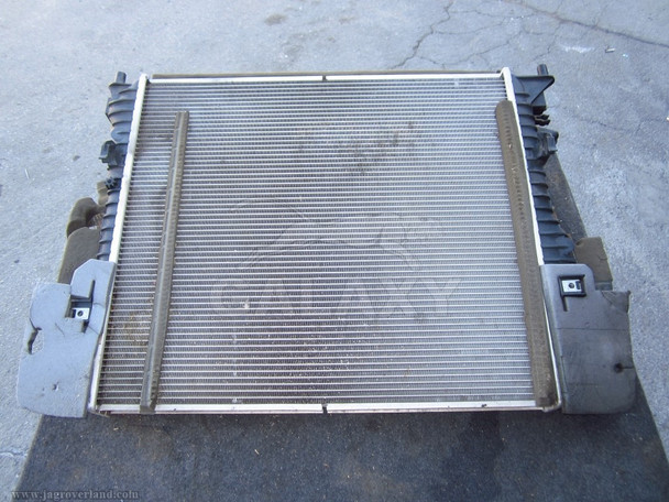 10-17 XJ XF F-Type XKR Air Conditioner Ac Condenser C2D26543