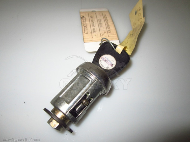 95-03 XK8 XKR XJ6 XJ8 XJ12 XJR Oem Ignition Switch Lock Cylinder w Key Jlm2145