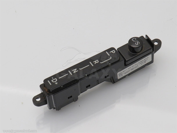 00-09 W211 Mercedes E500 E320 Gear Selector Indicator A2115420526