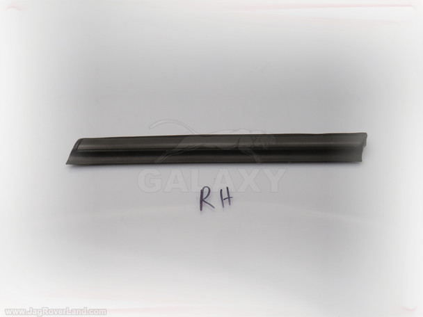 Window Regulator Outer Seal 97-04 Jaguar HJA5754CC Right