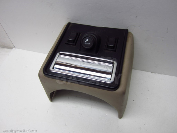 82-87 XJ6 Rear Console Ashtray Window