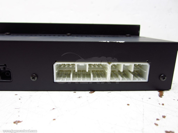 05-06 X-Type Amplifier 4X43-18C808-Ca